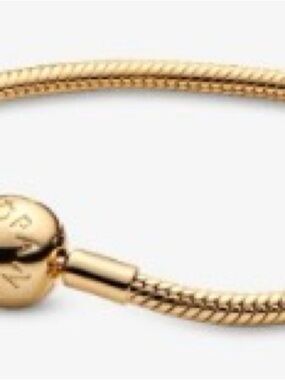 Pandora Gold Tone Snake Bracelet with Signature Clasp